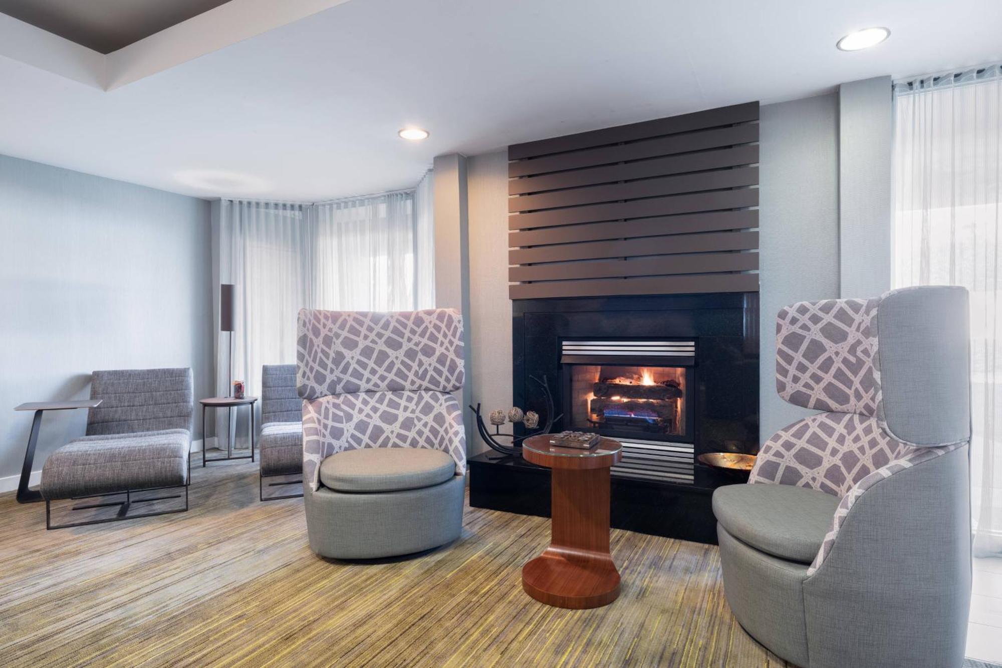 Courtyard By Marriott Princeton Esterno foto