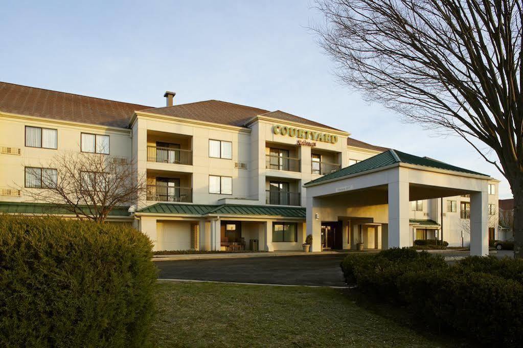 Courtyard By Marriott Princeton Esterno foto